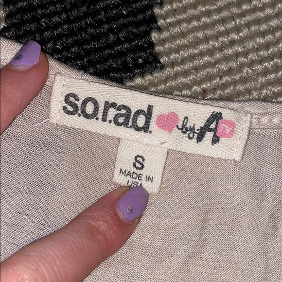 3 for $12 flower child shirt - Picture 3 of 4